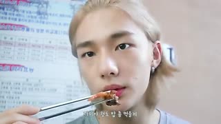 ویلاگ(Vlog)هیونجین(Hyunjin)عضو استری کیدز(Stray kids)با زیرنویس آنلاین