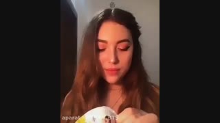 عوخی وقتی میخای پیش جیمین چیزی بخوری جیمن لاورا نبینن ازدست دادن