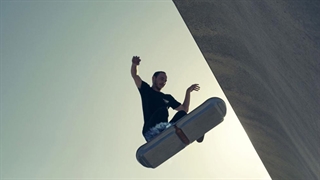 با هاوربرد شگفت انگیز لکسوس برروی هوا معلق بمانید!