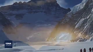 بلندترین قله جهان، چطور بلندتر شد؟