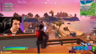 کنسرت تراویس اسکات با آریا کئوکسر ( آریا کئوکسر )