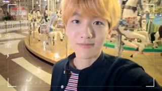 سلفی بکهیون در پارک amusement