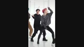 کپشن پلیز.وای چقد این بچه های من خفنن .جیمین پسرم لطفا اون یقتو کمی جمو جور کن الان دخترا میبینن..............=|