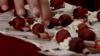 یلداتون مبارک | دکتر داودیان