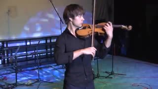 یک چیزی فهمیدم خواننده و ویلون زننده یکیه اسم خواننده هم Alexander Rybak عالیه