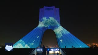 ویدئومپینگ در برج آزادی برای یادبود قربانیان هواپیمای اوکراینی