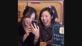 MAMAMOO wheein and moon dyul⁦