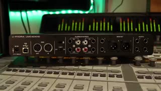 کارت صدای استودیو بهرینگر مدل UMC404HD