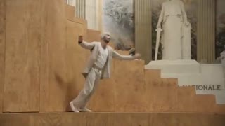 انگشتان بلندش