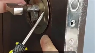 روزت درب ضدسرقت و بیشتر کردن امنیت درب