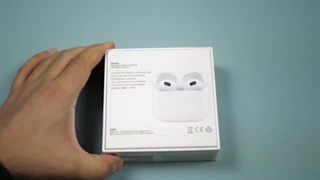 آنباکس هدفون بلوتوثی اپل ایرپاد نسل 3 AirPods